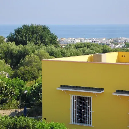 Charming House Near The Sea In Torre Pali. *