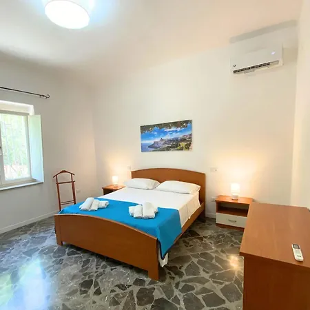 Charming House Near The Sea In Torre Pali. Torre Pali
